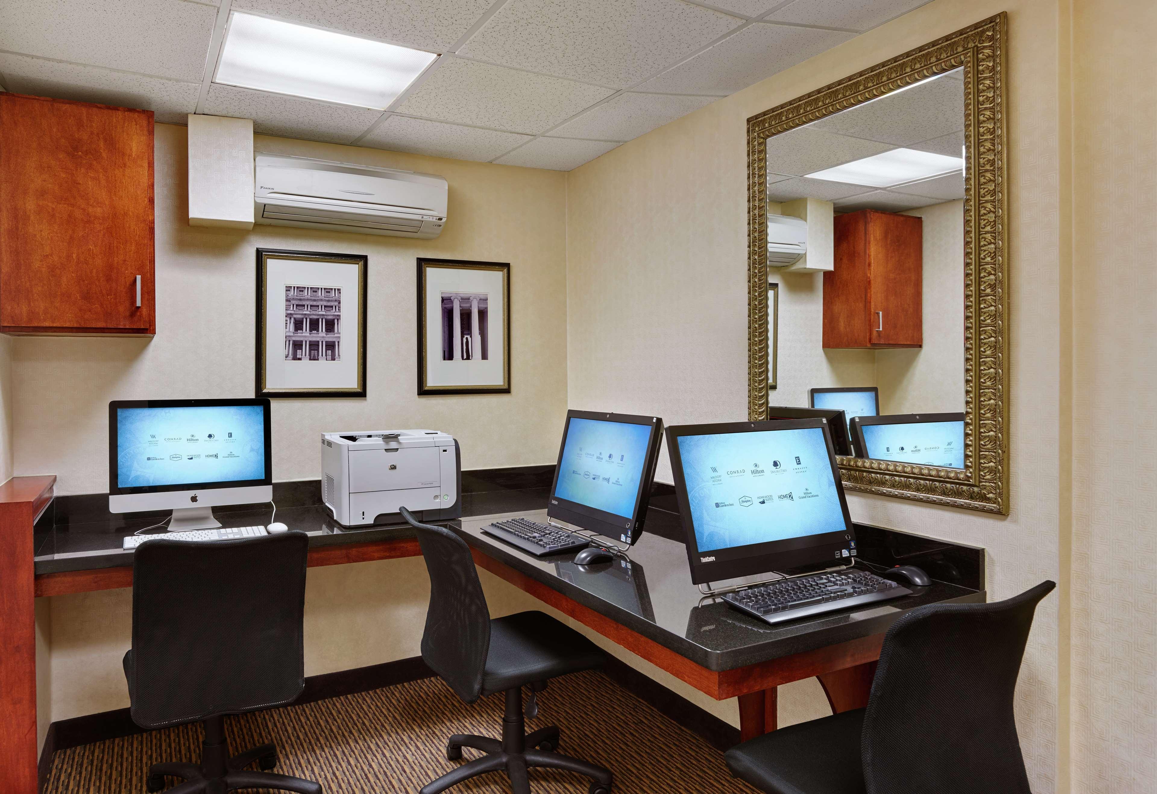 Embassy Suites Tysons Corner Extérieur photo