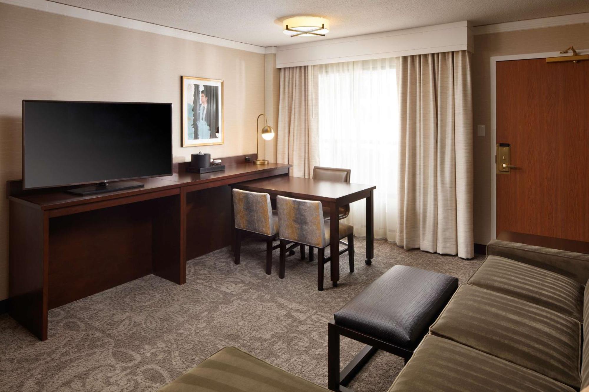 Embassy Suites Tysons Corner Extérieur photo