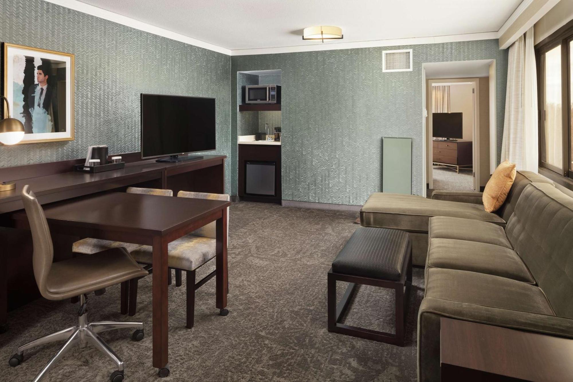 Embassy Suites Tysons Corner Extérieur photo