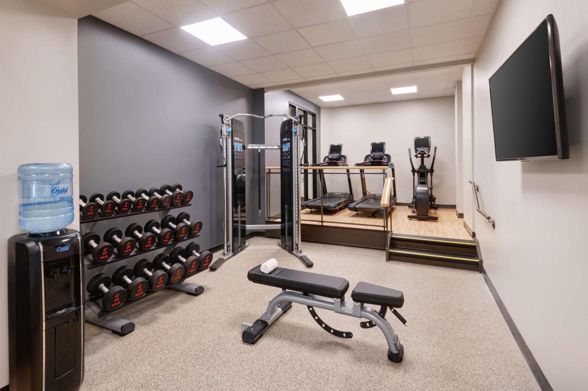 Embassy Suites Tysons Corner Extérieur photo