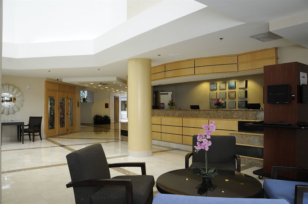 Embassy Suites Tysons Corner Extérieur photo