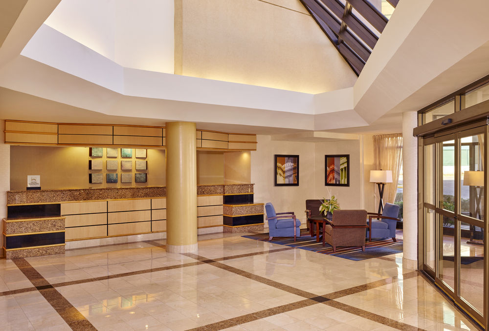 Embassy Suites Tysons Corner Extérieur photo