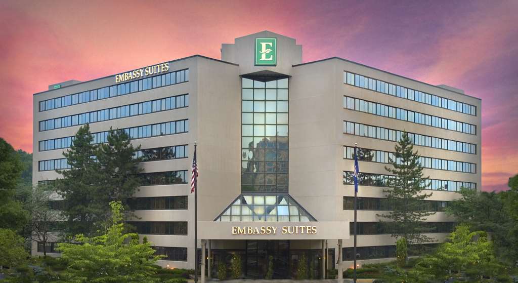 Embassy Suites Tysons Corner Extérieur photo