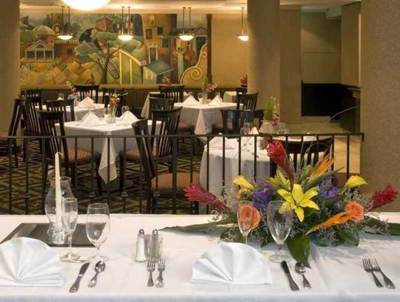 Embassy Suites Tysons Corner Restaurant photo